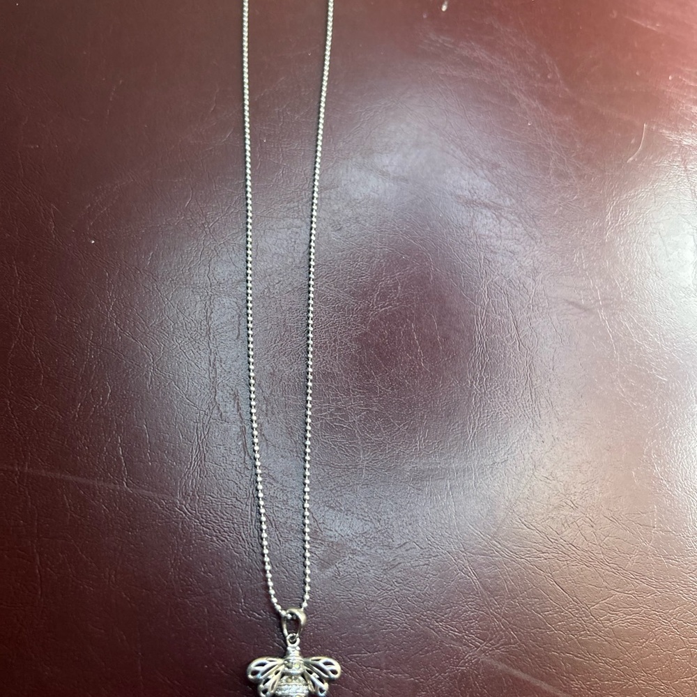 Silver Bee Pendant Necklace